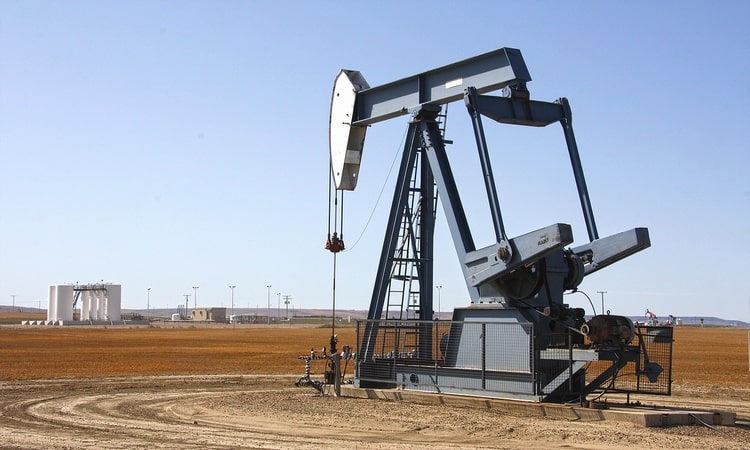 El petróleo supera los 100 dólares producto de la visita de Joe Biden a Arabia saudita