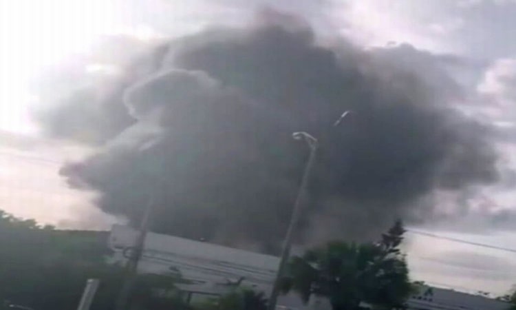 En la Dirección General de Aduanas de Santo Domingo Este se registró un incendio
