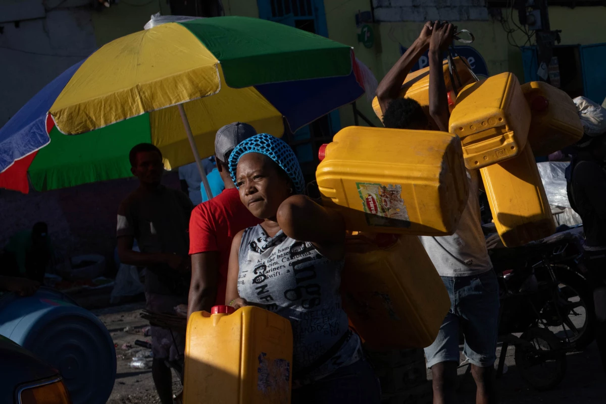 Escasez de gasolina se agrava en Haití