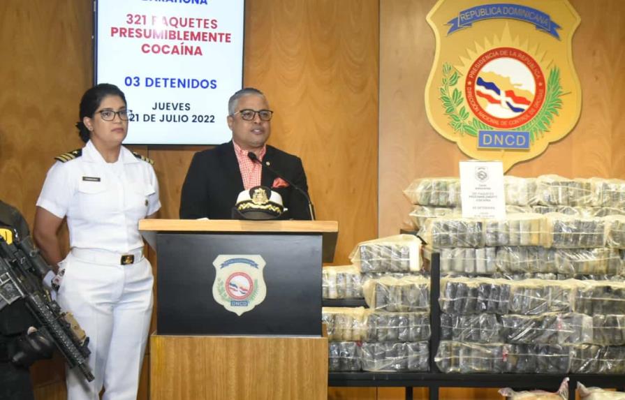 Dos venezolanos y un dominicano, detenidos al intentar ingresar droga al país