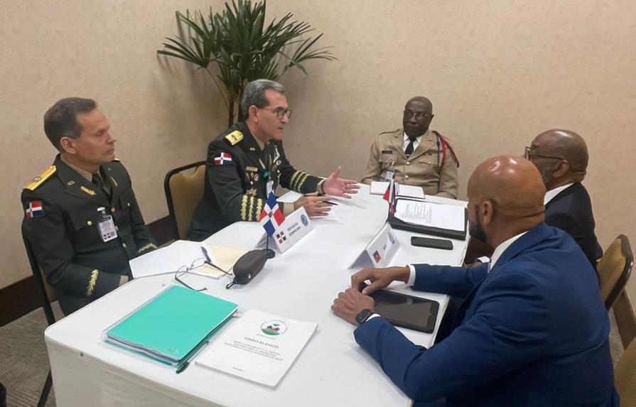 Los Ministros de Defensa de RD y Haití, pactan una reunión para tratar temas en los que se refuerce la seguridad de ambas naciones