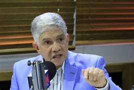 Aliados del PRM proponen diálogo para dejar a Eduardo Estrella como presidente del Senado