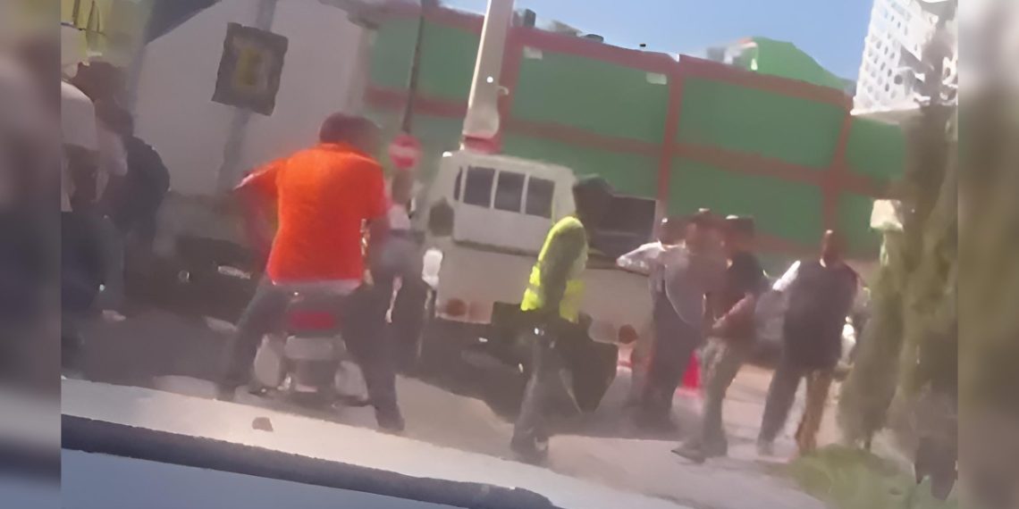 Incidente en Moca deja agente de tránsito con traumas