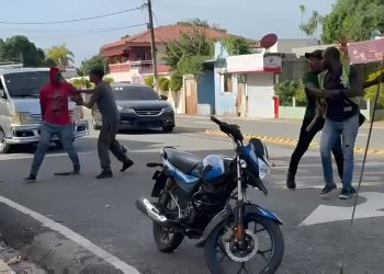 Disputa por tarifa desata problema entre motoconchistas