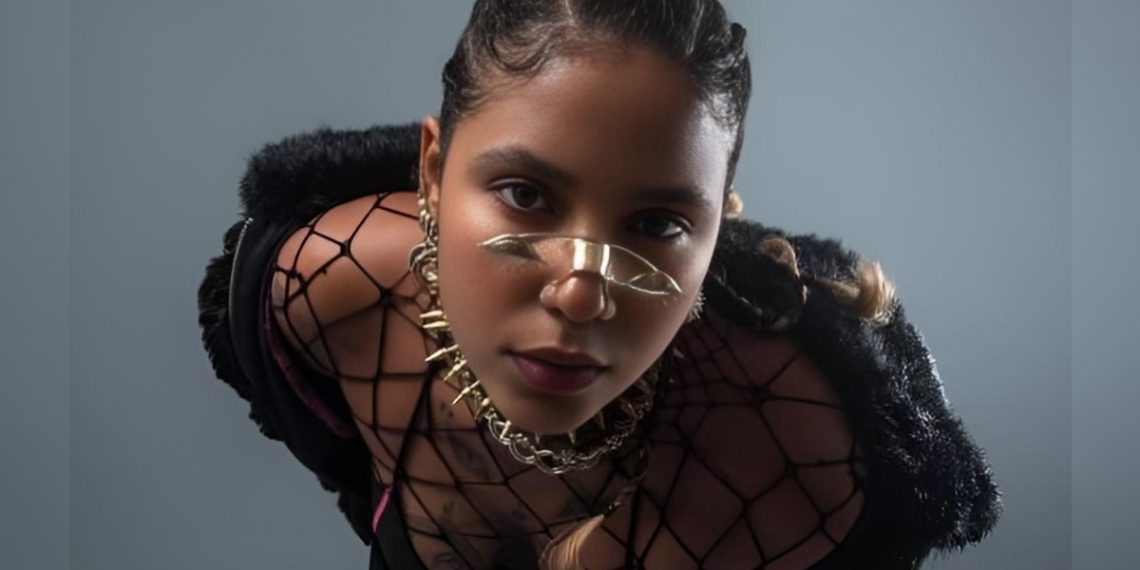 Tokisha entrega donaciones en Gualey