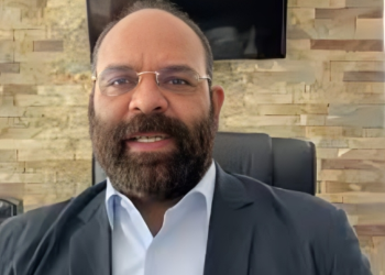 Abogado Félix Portes analiza intervención de autoridades en La Casa de Alofoke 2