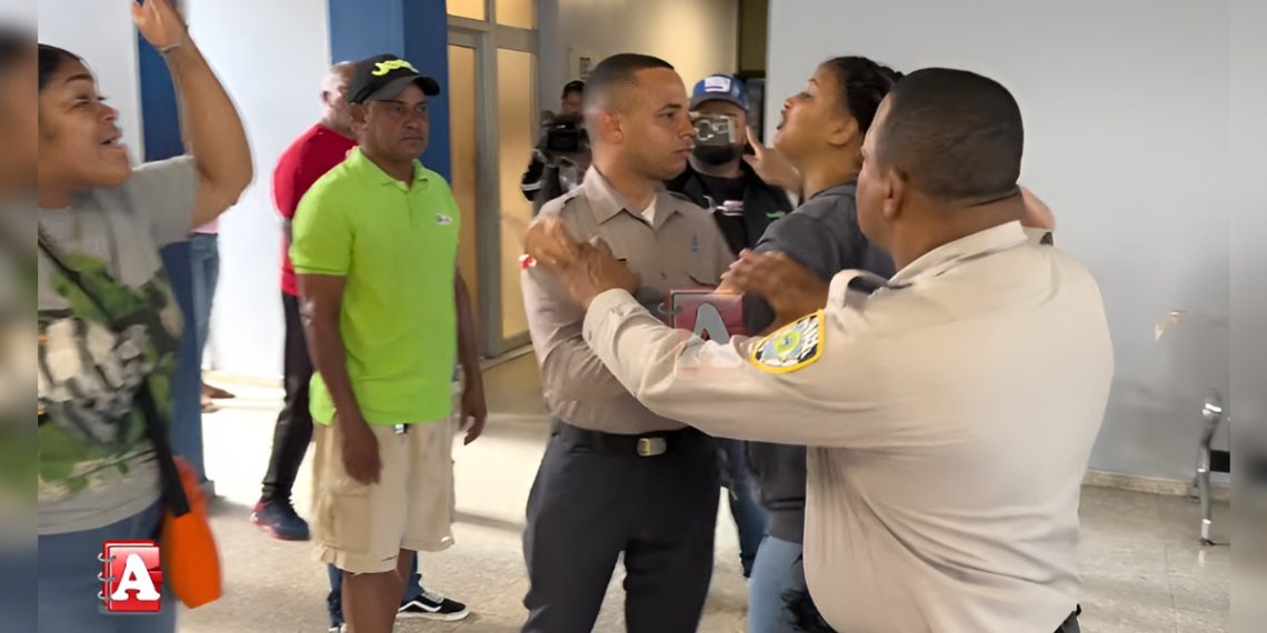 Joven denuncia su propia expareja la asaltó