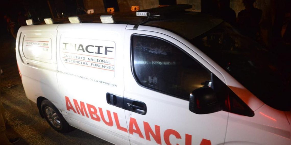 Hombre perjudica seriamente a su padre en Sabana Yegua