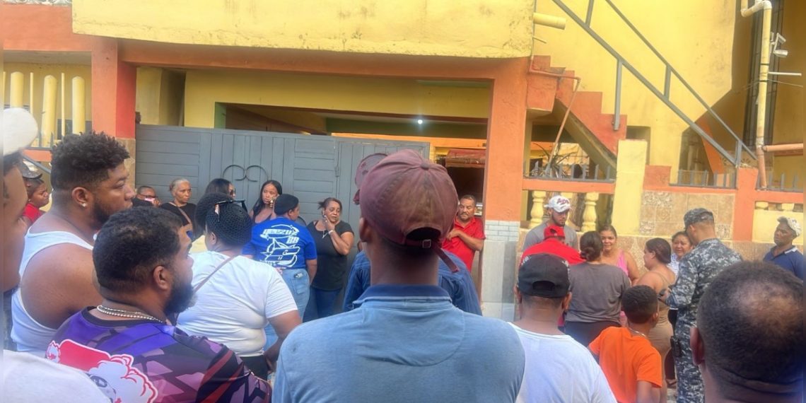 Hallazgo en residencia de Brisas del Este activa investigación oficial