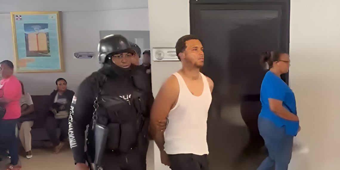 Mujer de San Francisco de Macorís denuncia incidente con su hijo deportado