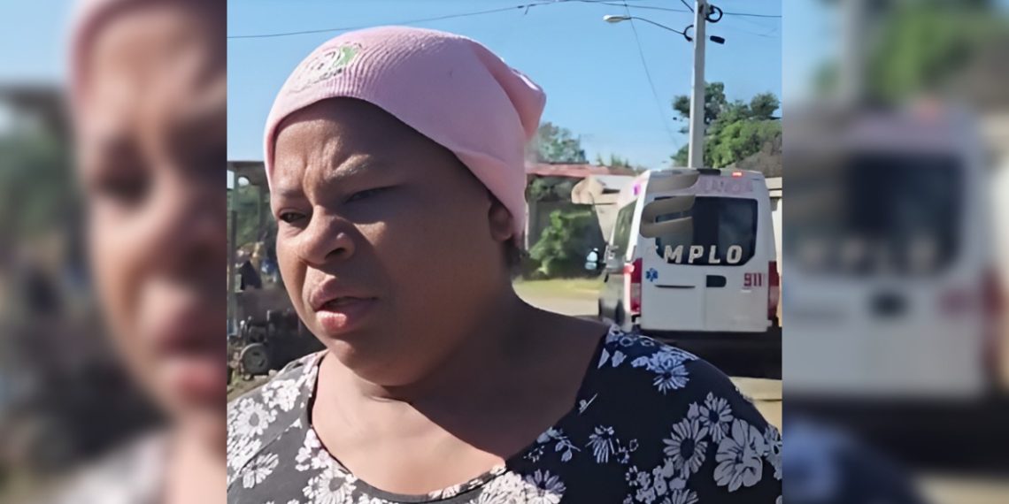 Así encontraron a la criatura en mochila flotante en canal de Santiago