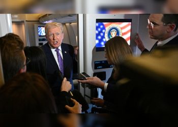 Trump confirma llamada con Maduro y explica aviso aéreo venezolano