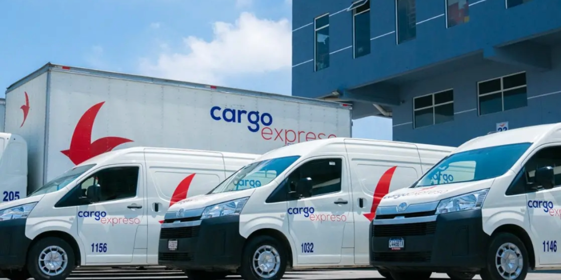 Vehículo relacionado con empresa genera dudas entre clientes en Nueva York