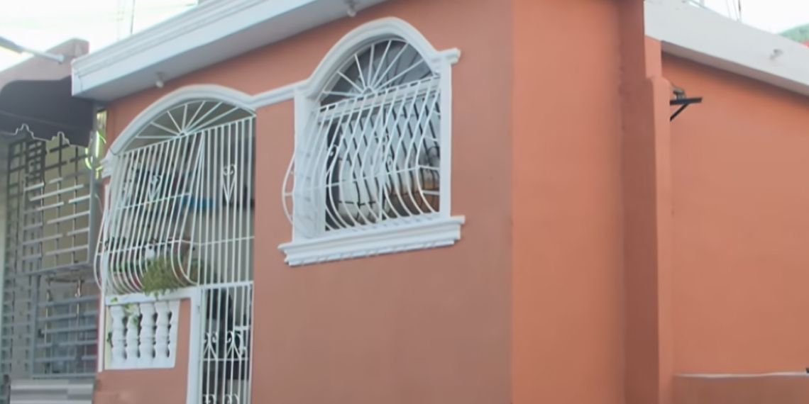 Preocupación por salida de adolescente tras contacto en redes sociales