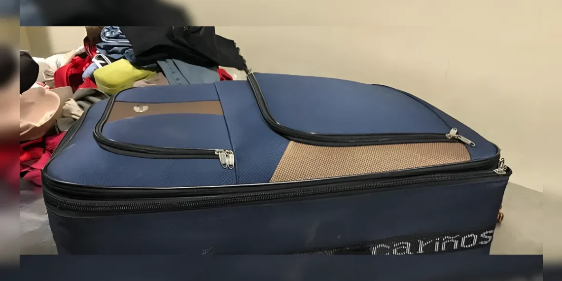 Mujer detenida en AILA por material regulado rumbo a España