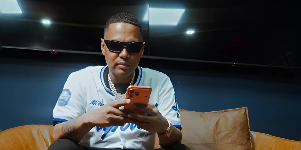 Alofoke responde a abogado de SeNaSa sobre marcha frente al Palacio de Justicia