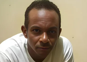 Investigan incidente confuso con hombre en calle de Navarrete