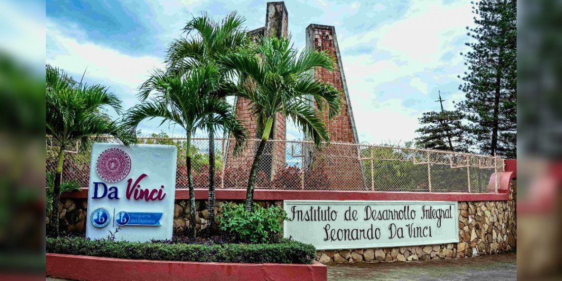 Colegio Da Vinci ofrece su versión sobre caso de jovencita en Santiago