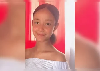 Familiares buscan a menor reportada como extraviada en San Francisco