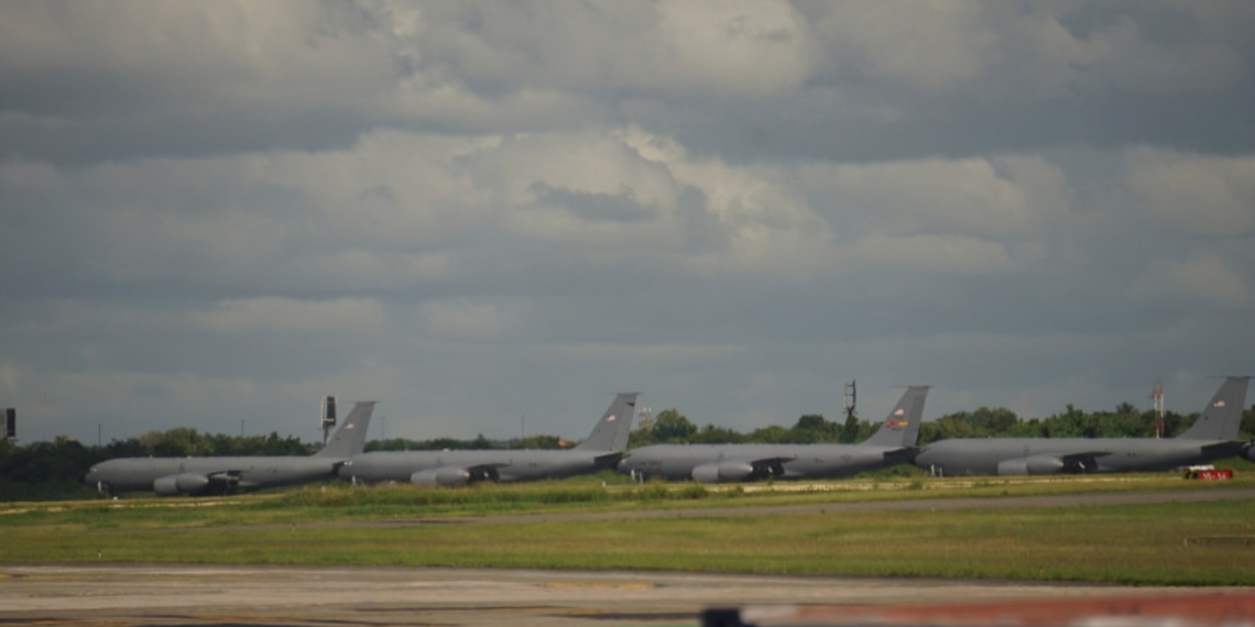 Retiran diez aeronaves de la Fuerza Aérea de EE.UU. del AILA