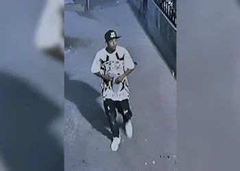 Autoridades investigan asalto captado por cámara en RD