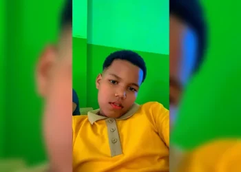 Familia de Santiago busca a jovencito reportado como no localizado