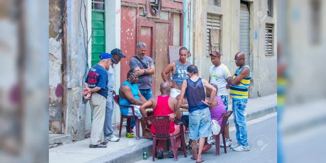Dos quedan afectados tras incidente en juego de dominó en Los Botados
