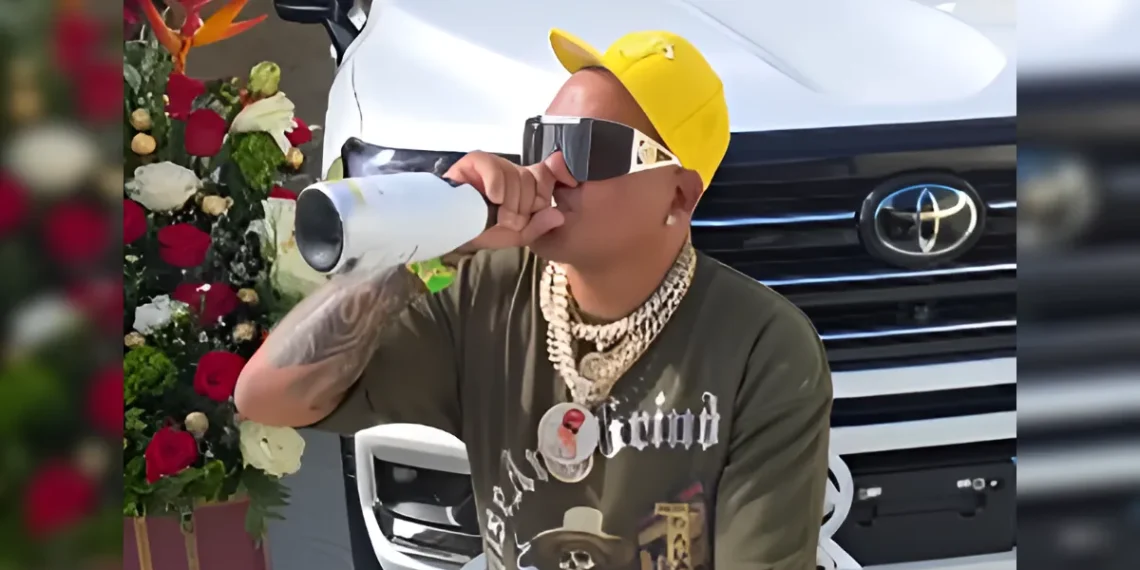 Papeletamusic sorprende a su esposa con regalo por el Día del Amor y la Amistad