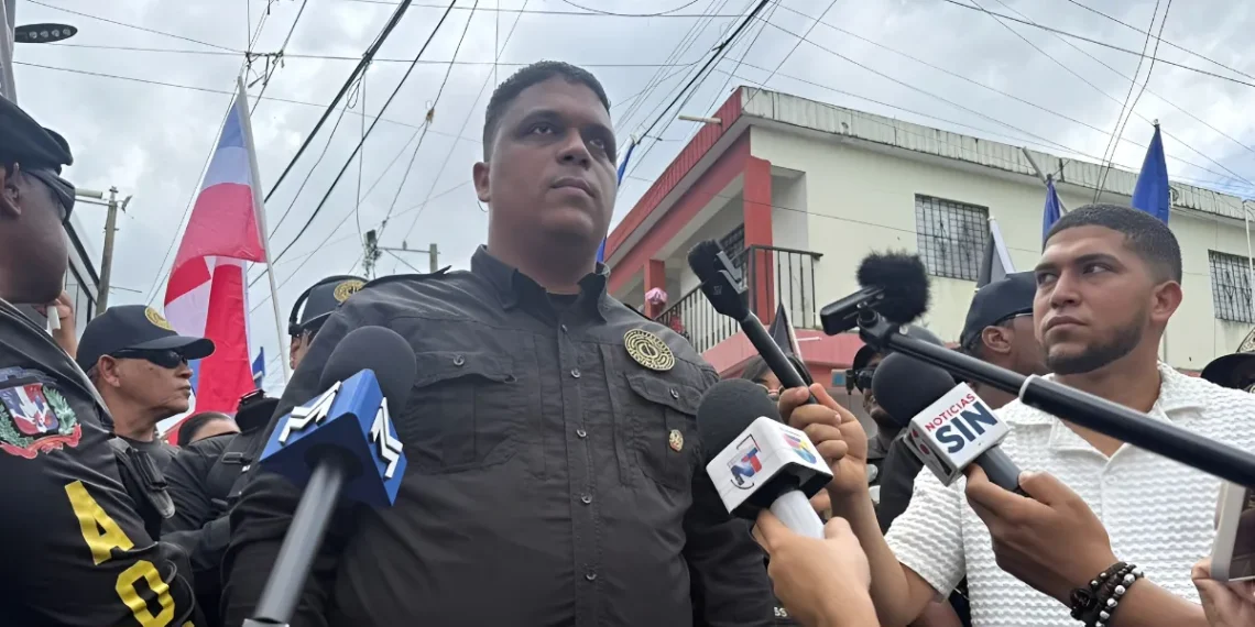 Angelo Vásquez insta a propietarios a frenar alquileres a haitianos