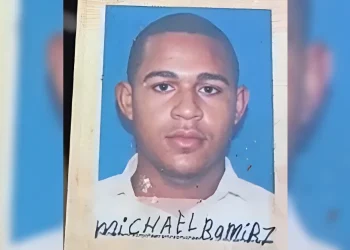 Joven pierde la existencia tras incidente vial en Los Botados