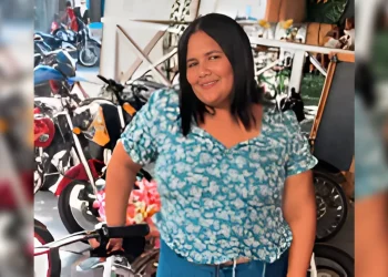 Familia solicita ayuda para localizar a mujer reportada extraviada