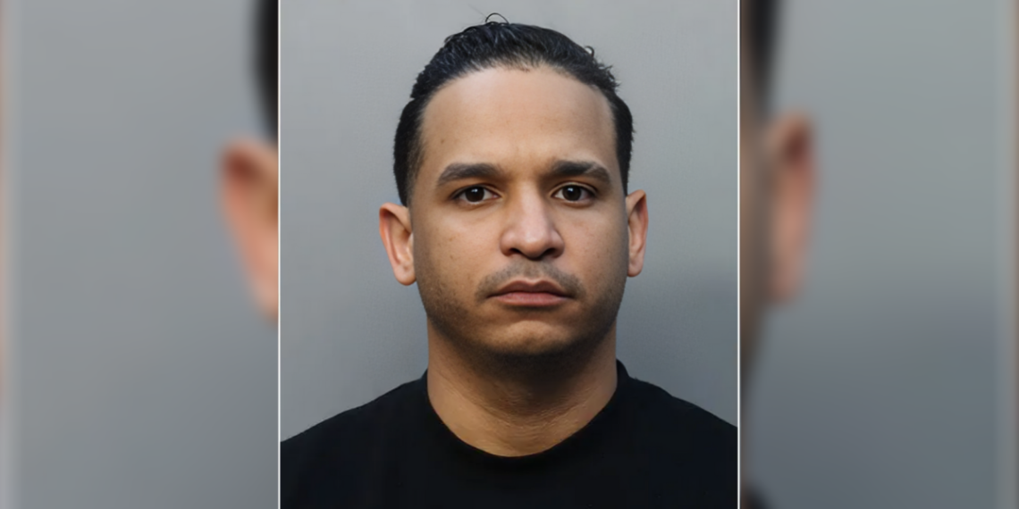 Hombre detenido por hallazgo de cargamento ilicito en Florida