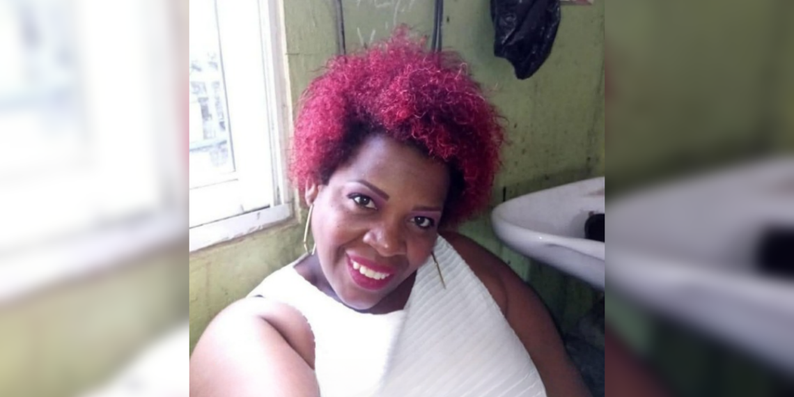 Mujer resulta severamente comprometida tras suceso vial en San Cristóbal