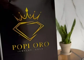 Elianny Báez niega vínculo tras incidente en la joyería Popi Oro