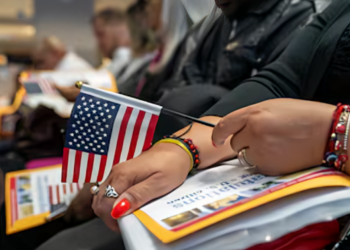 Quiénes no deben rendir examen de inglés para ciudadanía estadounidense