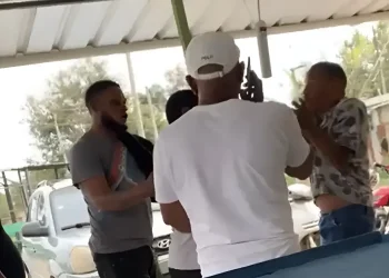 Intentan llevarse de mala manera a hombre en Quisqueya